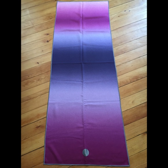 manduka Accessories - Mandela Yogitoes Skidless Yoga Towel